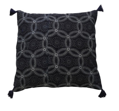 Kanoko Blossom cushion