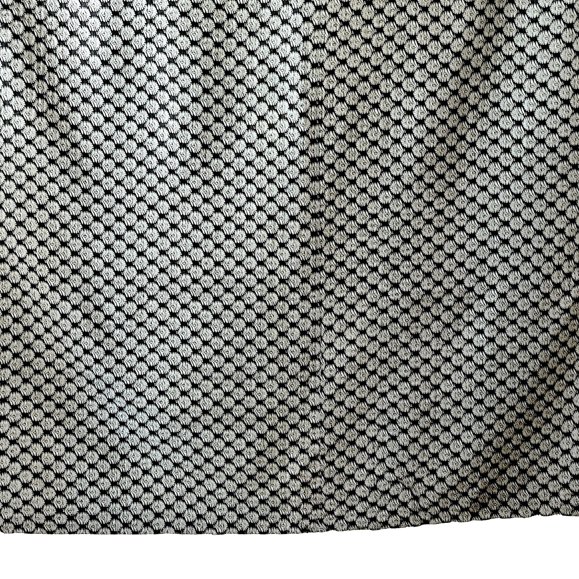 Caviar throw