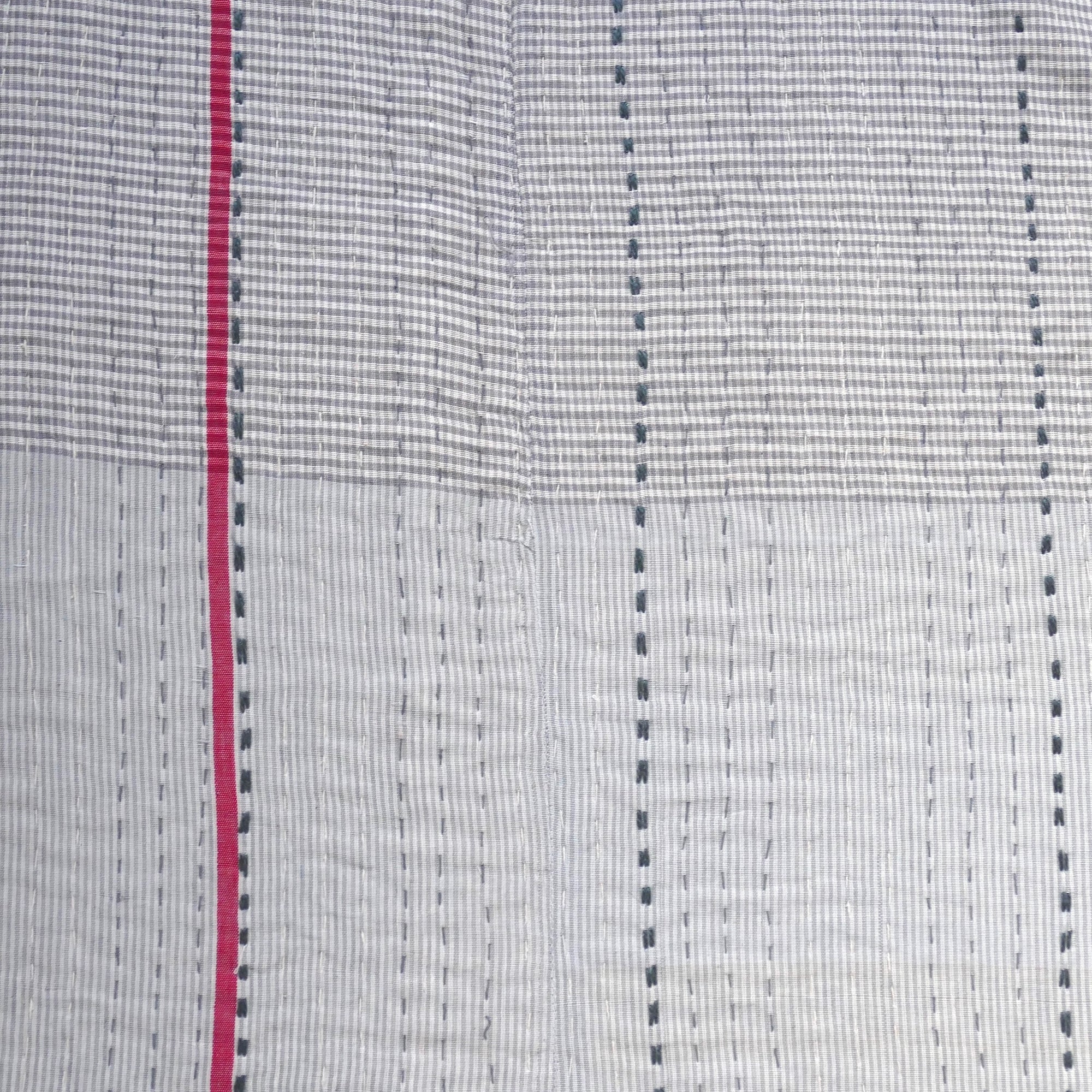 Trapeze blanket